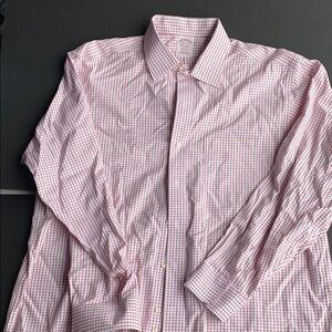 Brooks Brothers Madison Dress Shirt with Pointed Collar